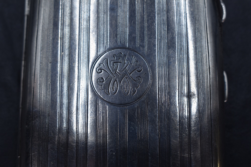A George V silver cigarette case, having vertical engine turned decoration with a circular cartouche - Image 5 of 6