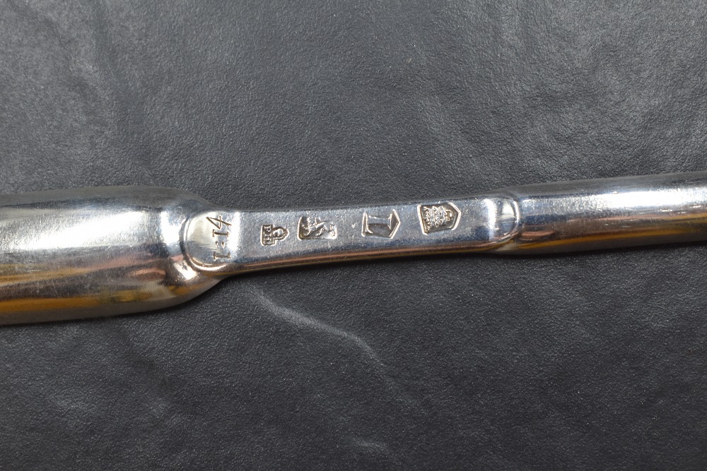 A good George II silver marrow scoop, nicely proportioned with shallow drops to each end, the - Image 5 of 6