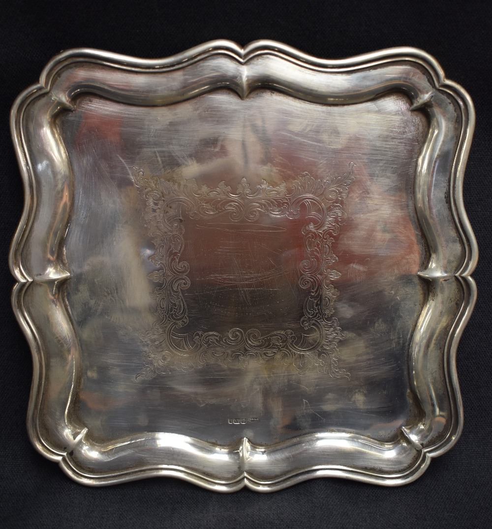 An Edwardian silver tray, of square form with moulded and shaped Chippendale influenced rim - Image 2 of 6
