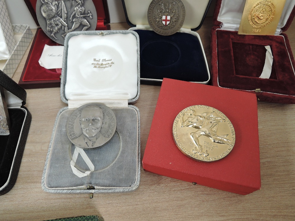 COLLECTION OF THE PHILATELIC MEDALS AWARDED TO FRANK CHADWICK INC SILVER TAPLING MEDAL 1967 A - Image 3 of 10