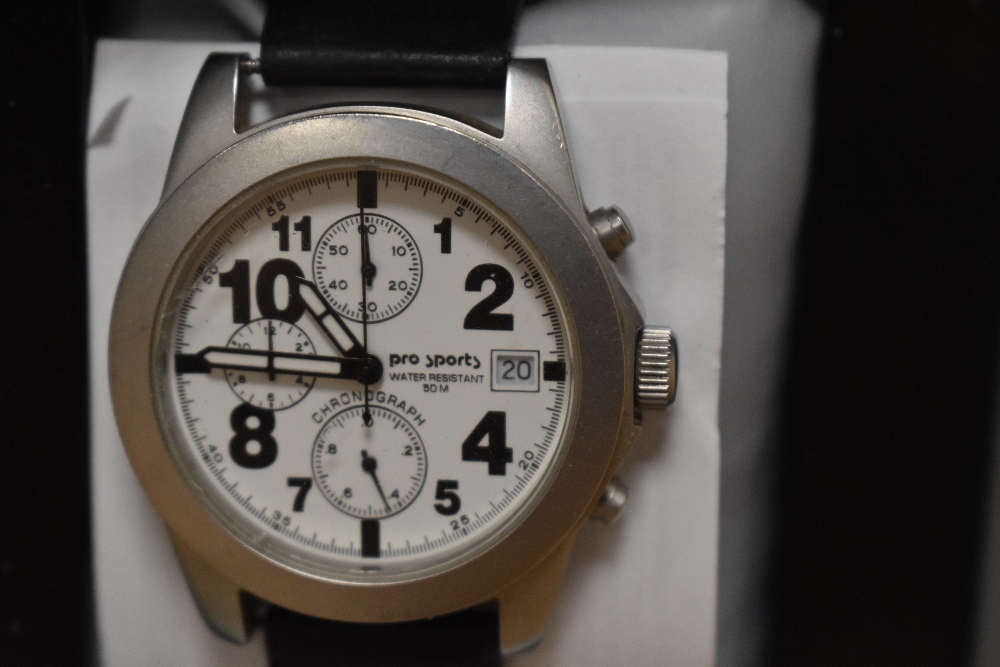 Four watches, as new in boxes, including Newton, Henley, Vialli and Pagani design. - Image 5 of 5