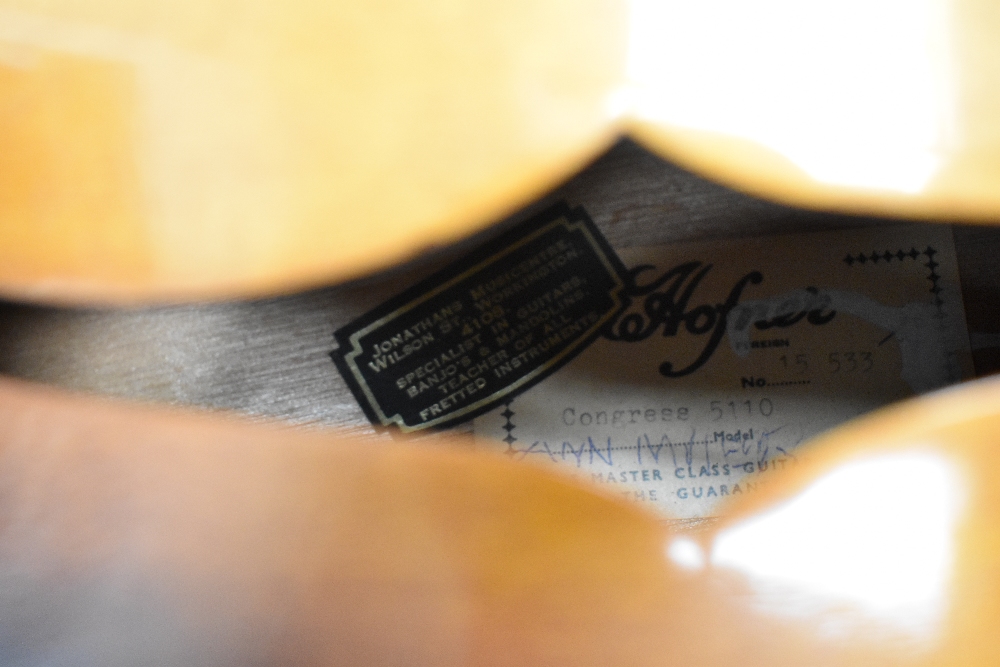 A 1971 Hofner Congress 5110 archtop guitar, serial number 15.533, verified by Christian Benker at - Bild 2 aus 4