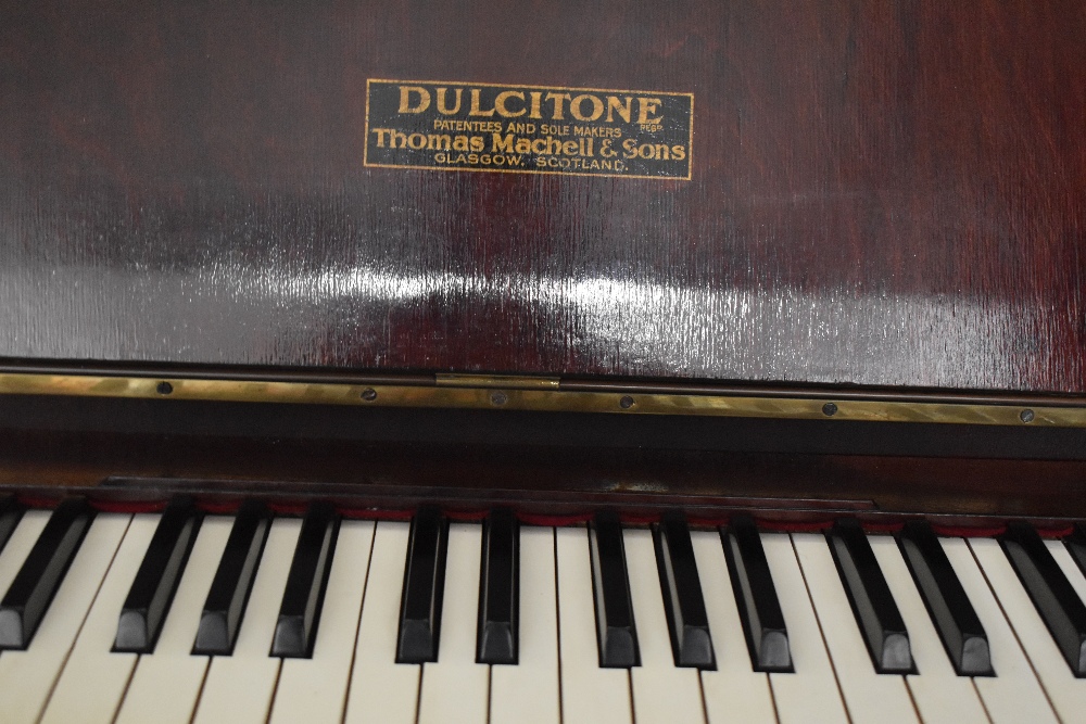 A vintage Dulcitone by Thomas Machell & Sons, Glasgow, 3.5 octaves - Image 2 of 2