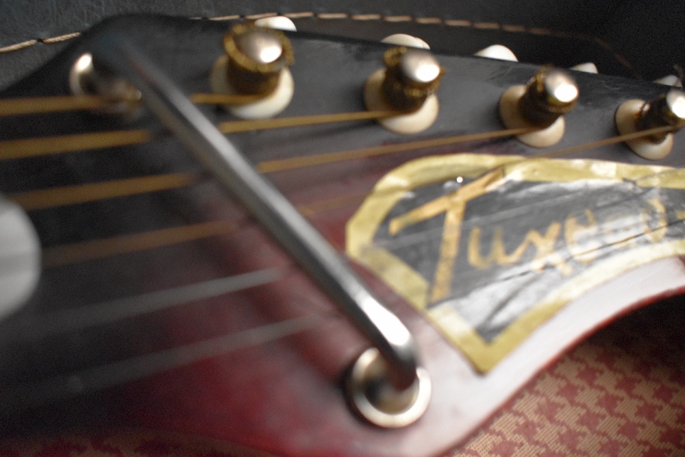 A vintage electric guitar, (Teisco) Tuxedo Three - Image 7 of 10