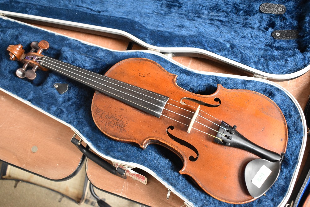 A 19th Century French violin, internally stamped J Barbe Pere, having 14inch one piece back, - Image 6 of 11