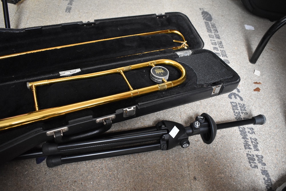 A King Trombone in fitted case, a Denis Wick mute and a K & M trombone stand - Image 4 of 5