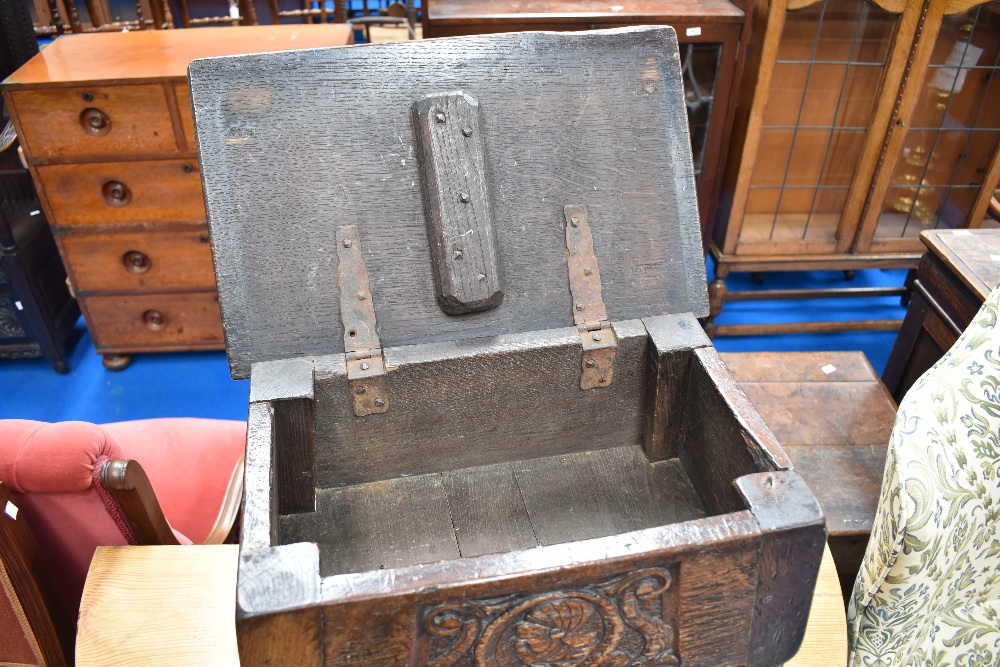 A period style oak carved box stool - Image 2 of 2