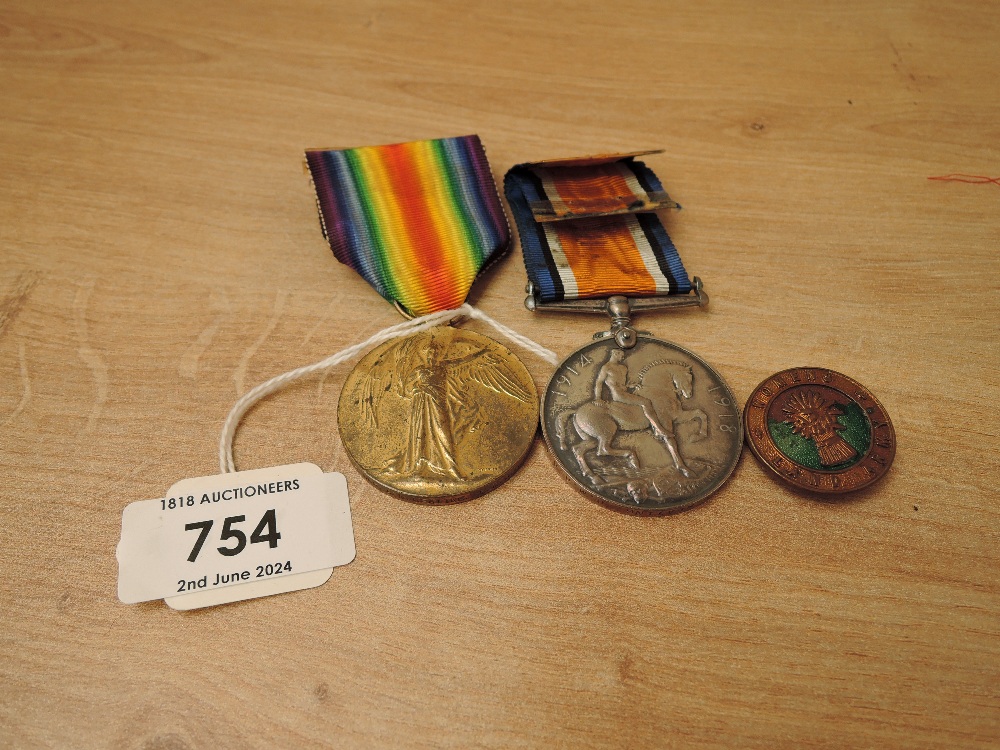 A WWI Pair to 514.WKR.A.M.KEATING.Q.M.A.A.C ( Queen Mary Army Auxiliary Corps ), War Medal 1914-20