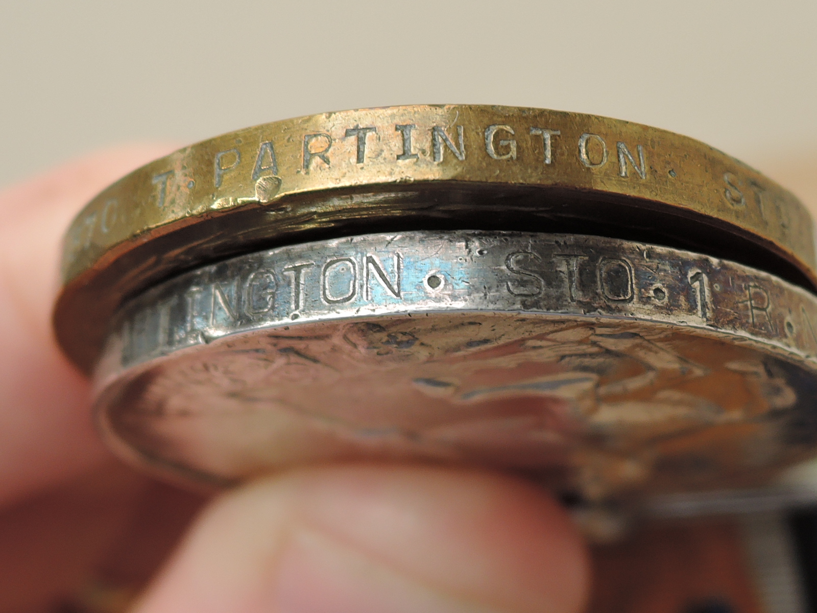 A WWI Medal Pair, War & Victory Medals to 22370 T.PARTINGTON.STO.1.R.N, both with ribbons - Image 4 of 4