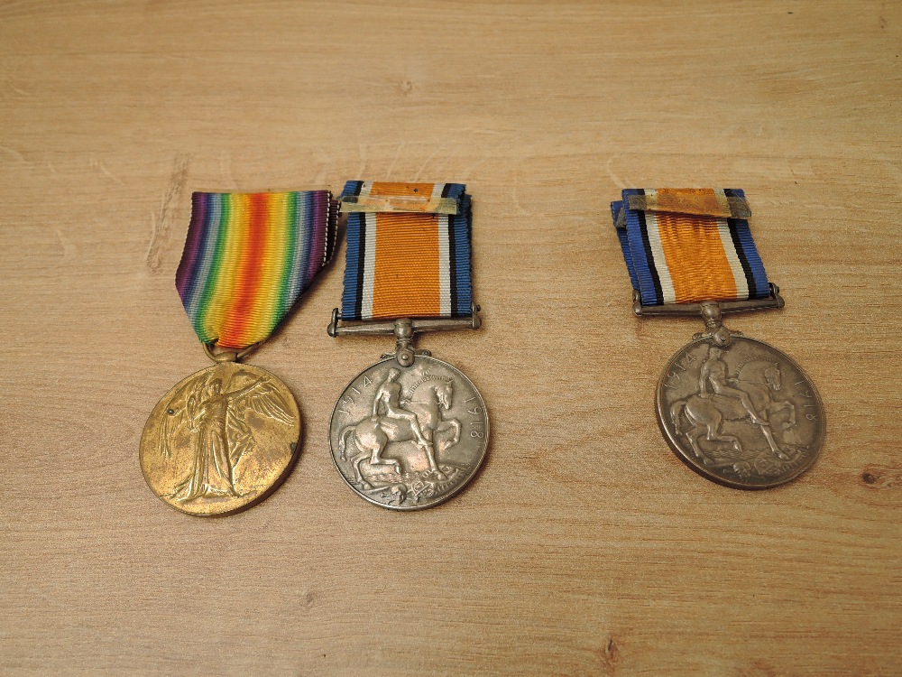 A WWI Medal Pair, War & Victory, War Medal to 216335 A.W.O.CL.2.S.PALIN.CAN.LABR.BN, Victory Medal