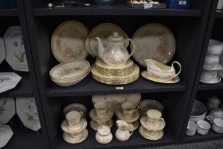 A quantity of Royal Doulton The Romance Collection Lisette patterned tableware