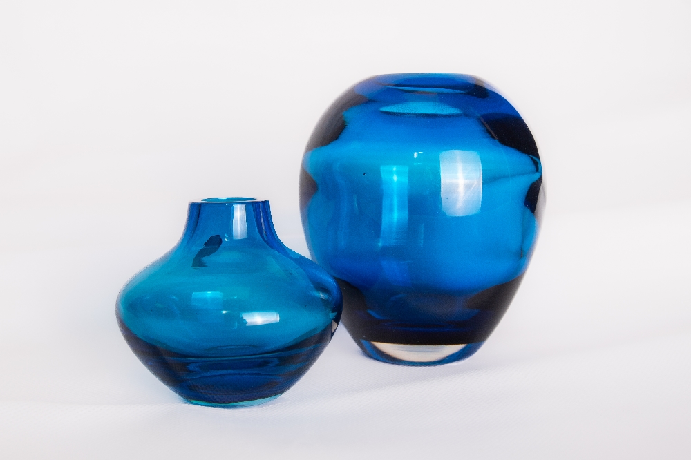 A Whitefriars glass blue ovoid optic vase, designed by Geoffrey Baxter, catalogue number 9585, 13.