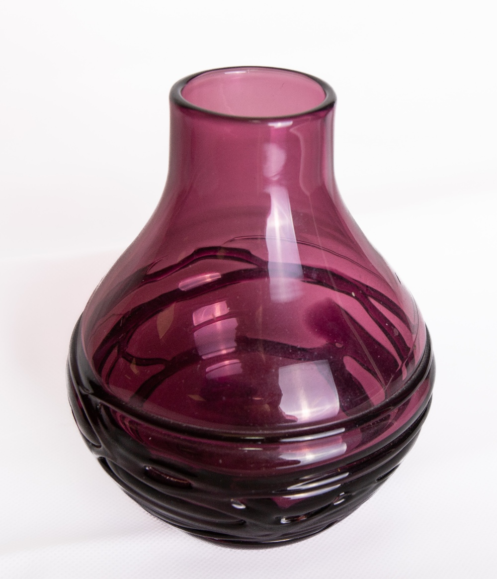 A Whitefriars glass Aubergine random Strapped Pot Belly vase, designed by Geoffrey Baxter, catalogue - Image 3 of 4
