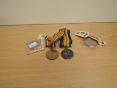 A WWI Medal Pai, War & Victory both to 70092 DVR.W.T.KIRKHAM.R.A, both with ribbons along with two