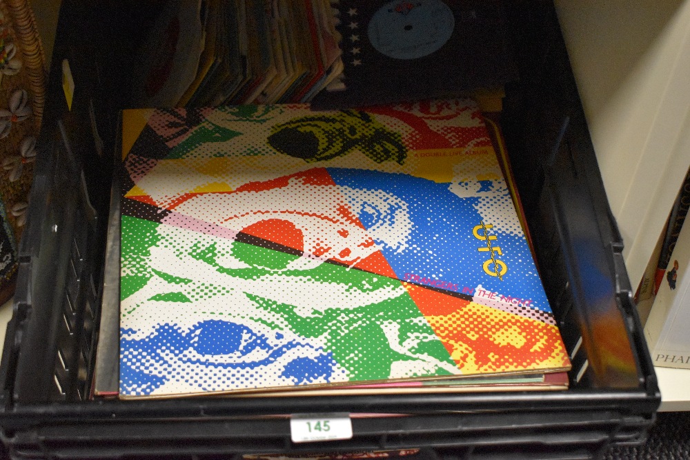 A selection of assorted LPs, records, and 45s, including Perry Como and Simon & Garfunkel