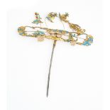 AN ORNATE CHINESE KINGFISHER FEATHER HAIRPIN, LATE QING DYNASTY (1644-1911)