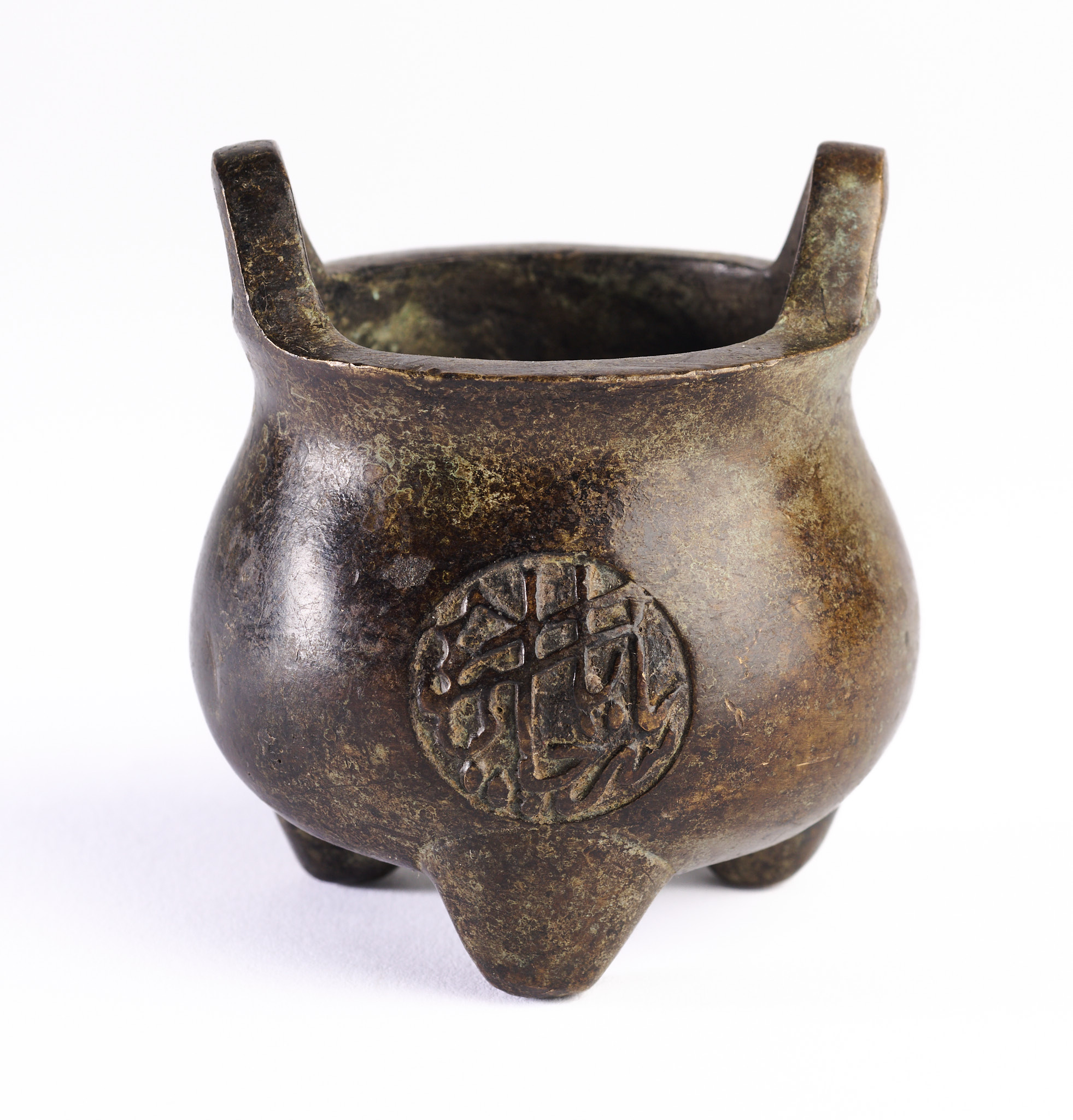 A CHINESE BRONZE TRIPOD CENSER FOR THE ISLAMIC MARKET, QING DYNASTY