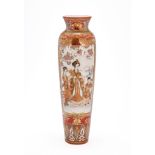 A JAPANESE KUTANI SLENDER VASE, MEIJI PERIOD (1868-1912)