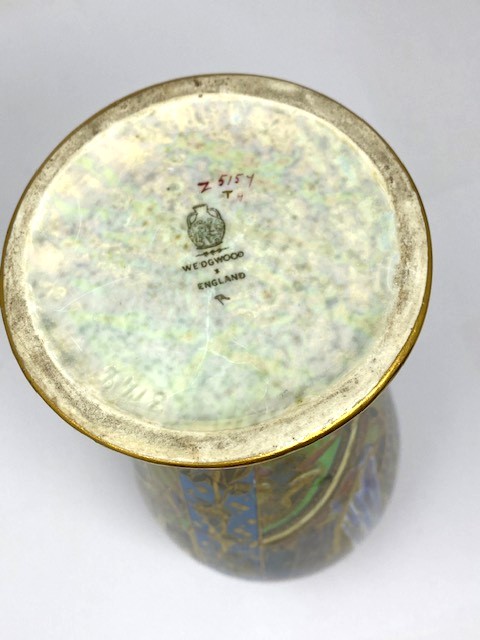 A PAIR OF WEDGWOOD FAIRYLAND LUSTRE VASES, CIRCA 1920 - Image 11 of 12
