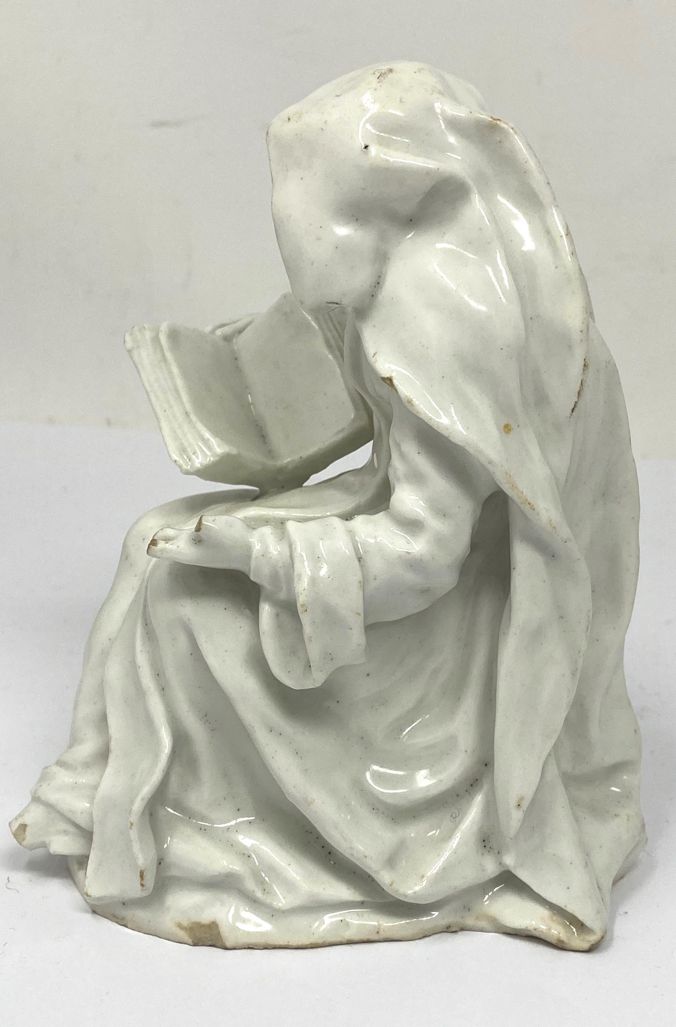 A BOW FIGURE OF 'THE ABBESS', CIRCA 1755-58 - Image 3 of 5