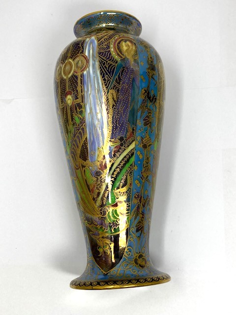 A PAIR OF WEDGWOOD FAIRYLAND LUSTRE VASES, CIRCA 1920 - Image 9 of 12