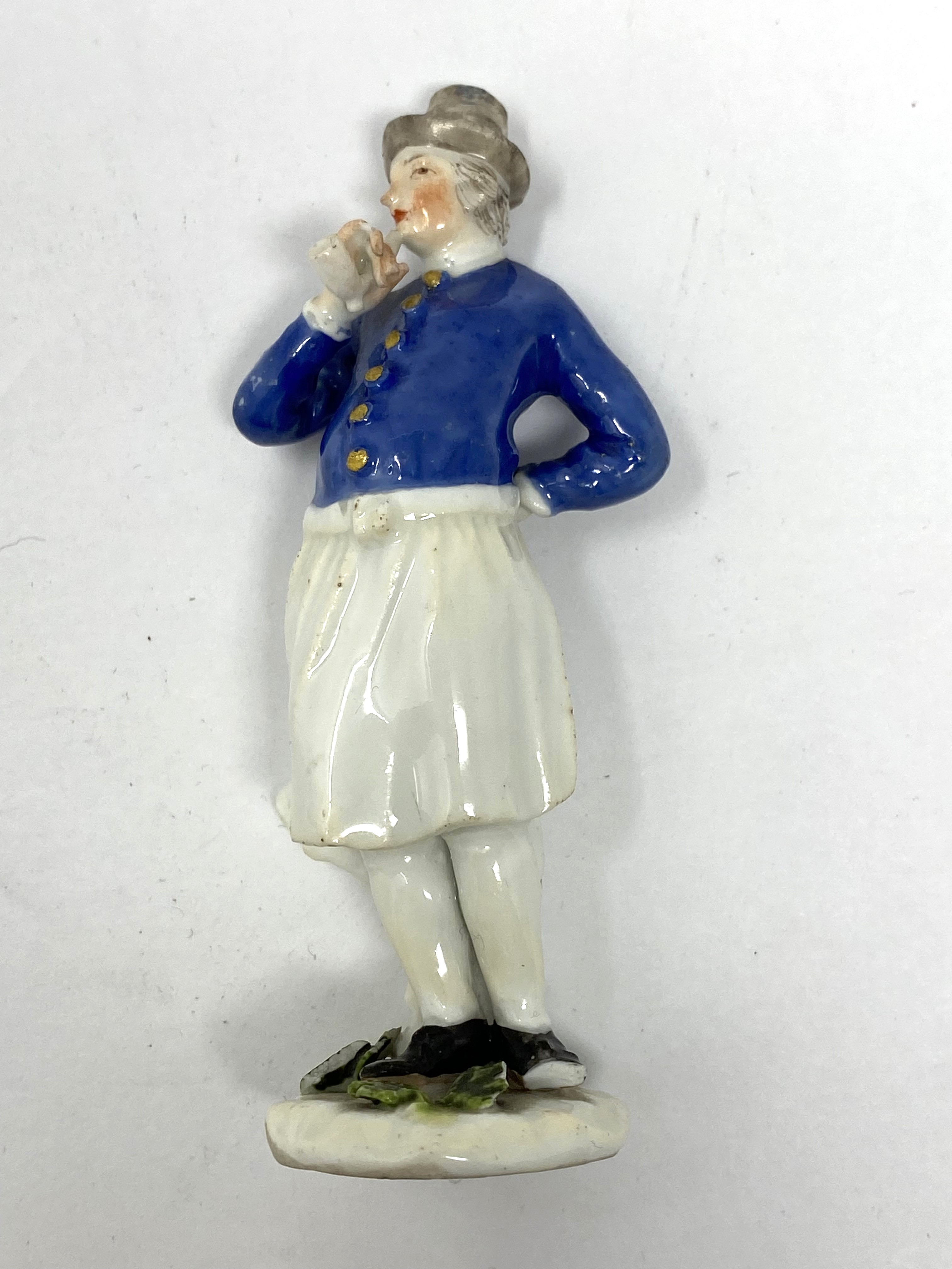 THREE MEISSEN MINIATURE FIGURES, CIRCA 1750 - Image 5 of 10