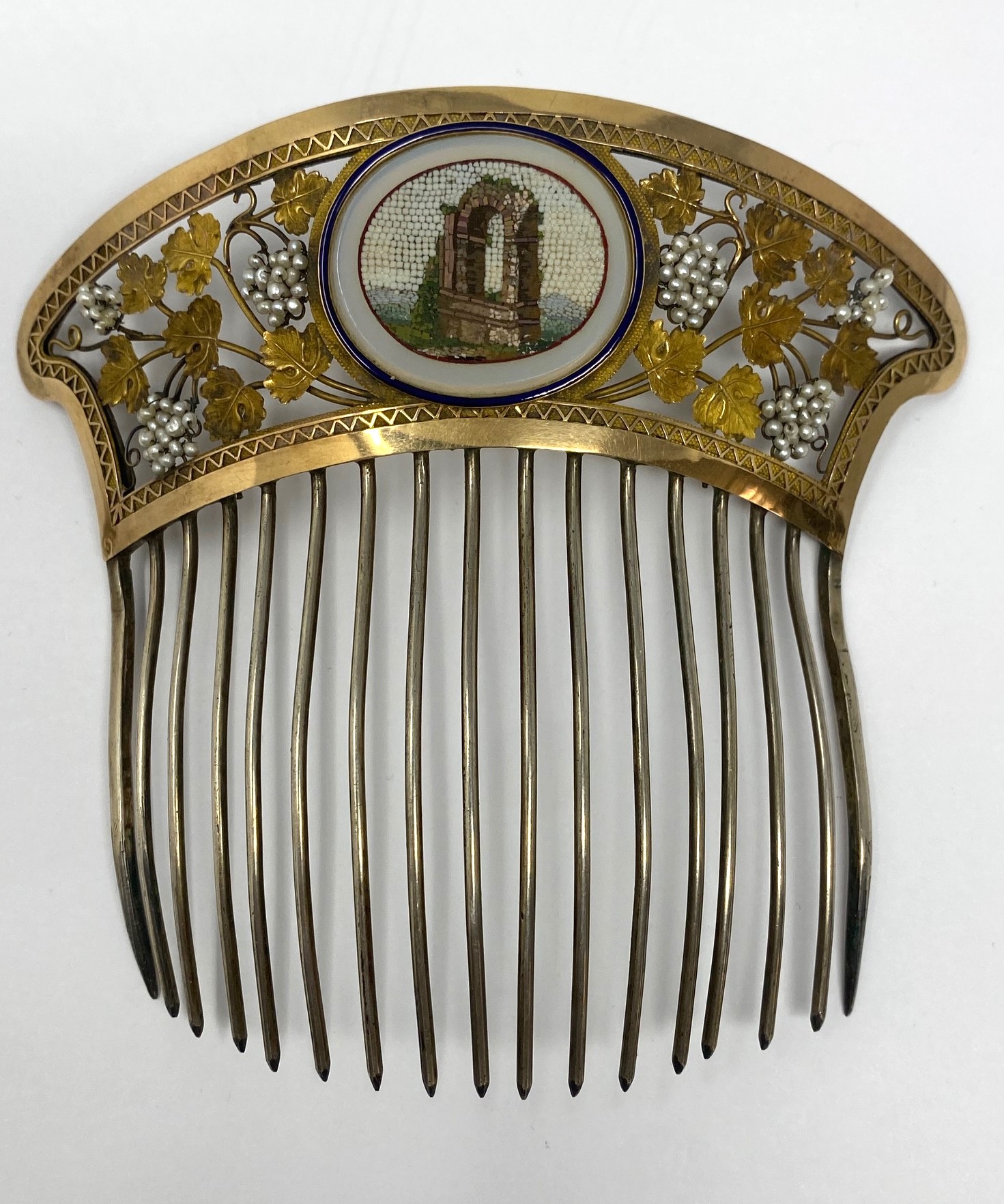 A FRENCH SILVER, GOLD AND MICROMOSAIC HAIR COMB, PARIS, 1798-1809 - Image 2 of 8