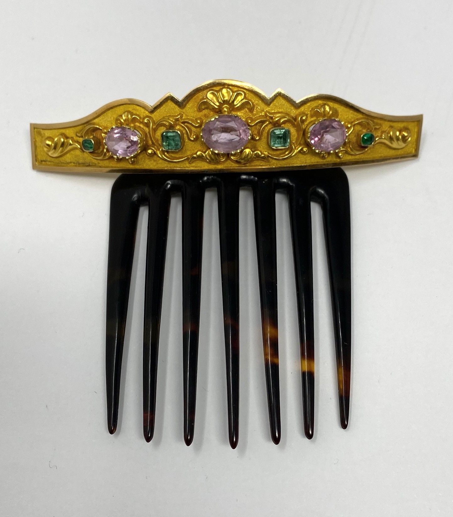 ˜ GOLD, TOPAZ, EMERALD AND TORTOISESHELL HAIR COMB, 1830s - Image 2 of 7