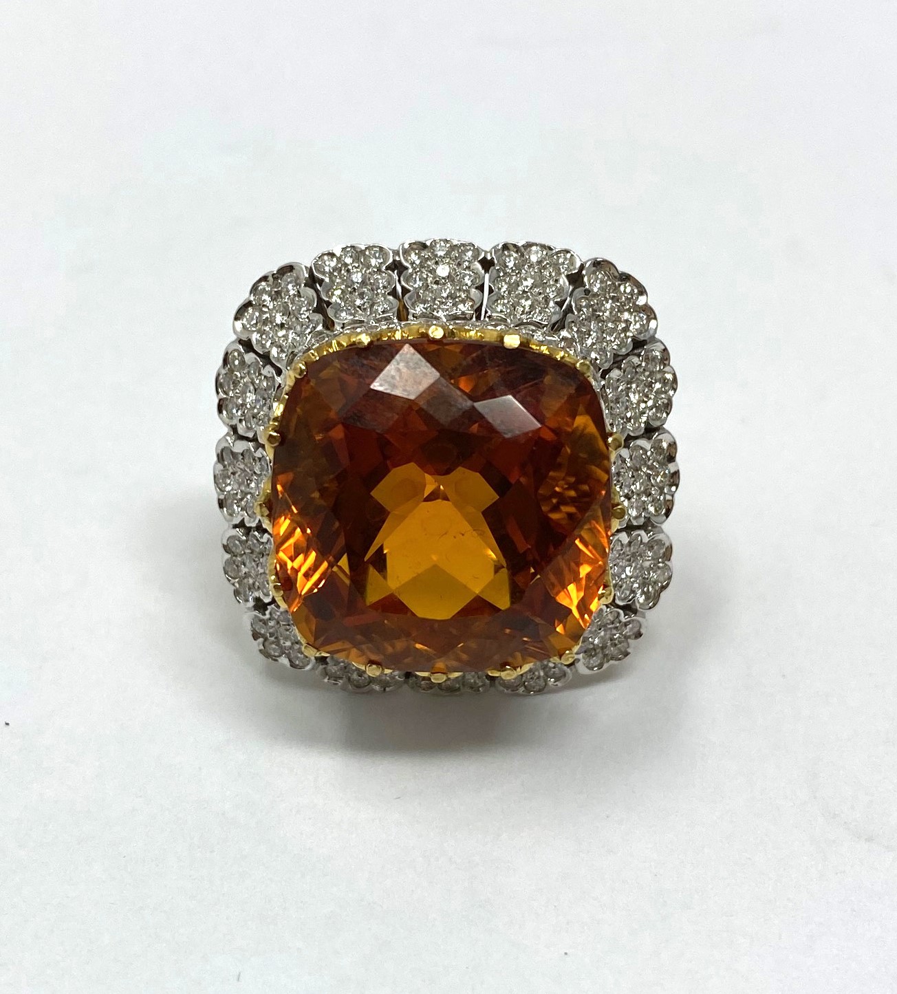 CITRINE AND DIAMOND COCKTAIL RING - Bild 2 aus 8