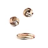 GOLD 'RUSSIAN' WEDDING BAND AND A PAIR OF KNOT EAR STUDS