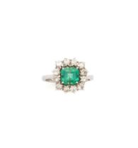 EMERALD AND DIAMOND RING