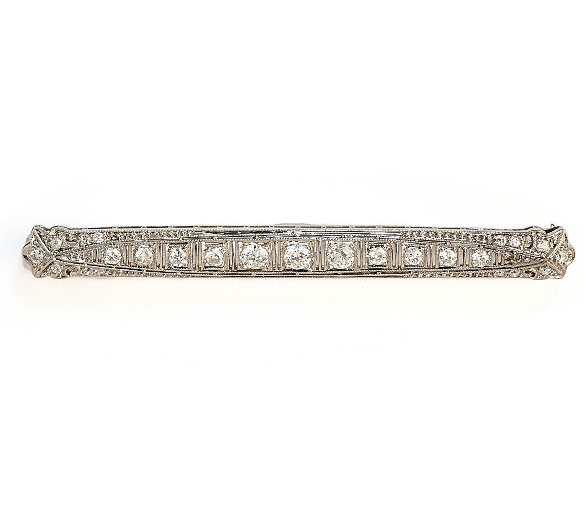 DIAMOND BAR BROOCH, 1920s