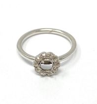 DIAMOND RING