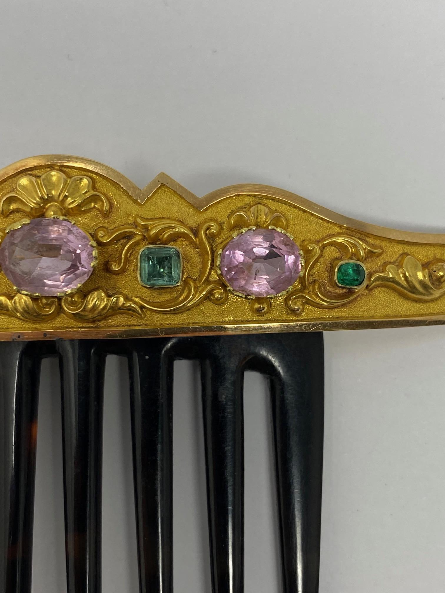 ˜ GOLD, TOPAZ, EMERALD AND TORTOISESHELL HAIR COMB, 1830s - Image 7 of 7