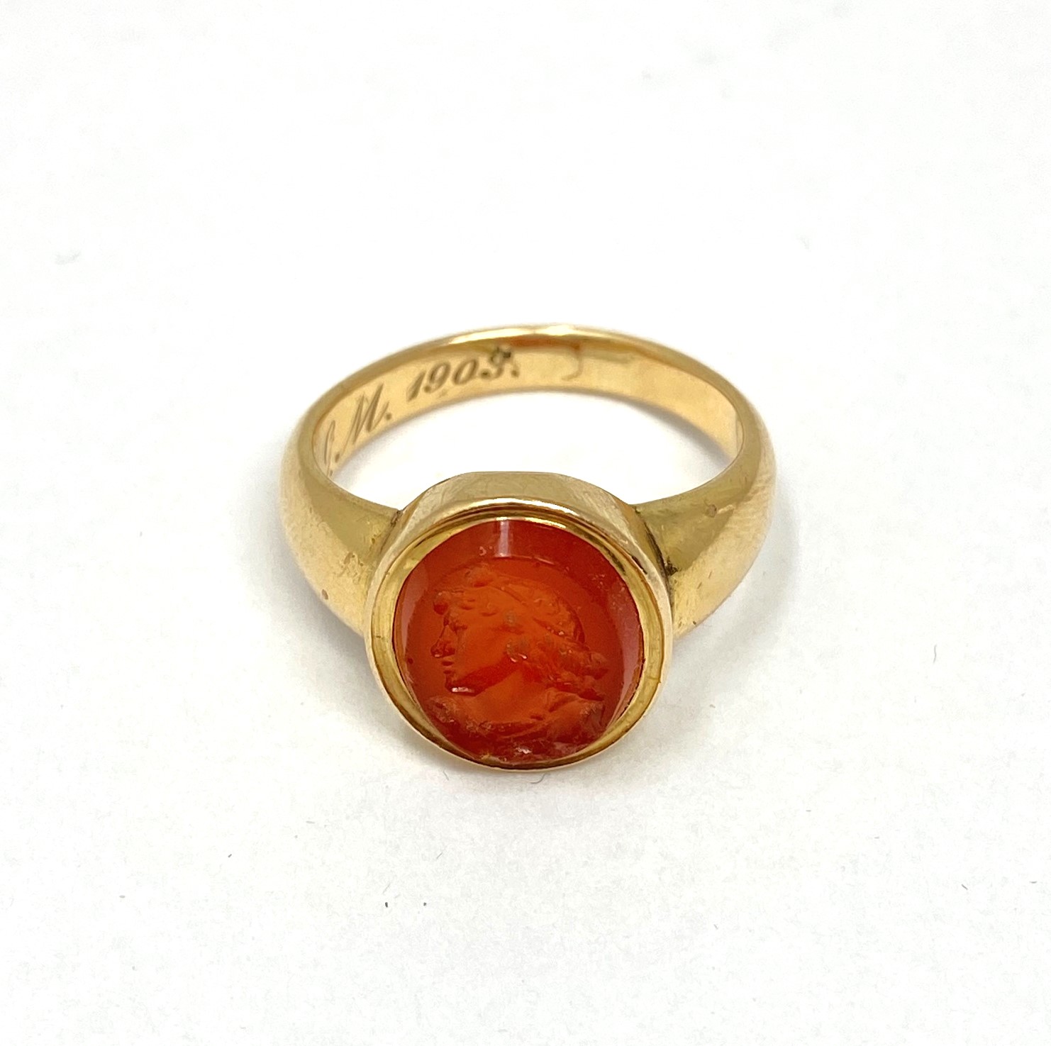 CARNELIAN INTAGLIO GOLD SIGNET RING, EARLY 19TH CENTURY - Image 4 of 6