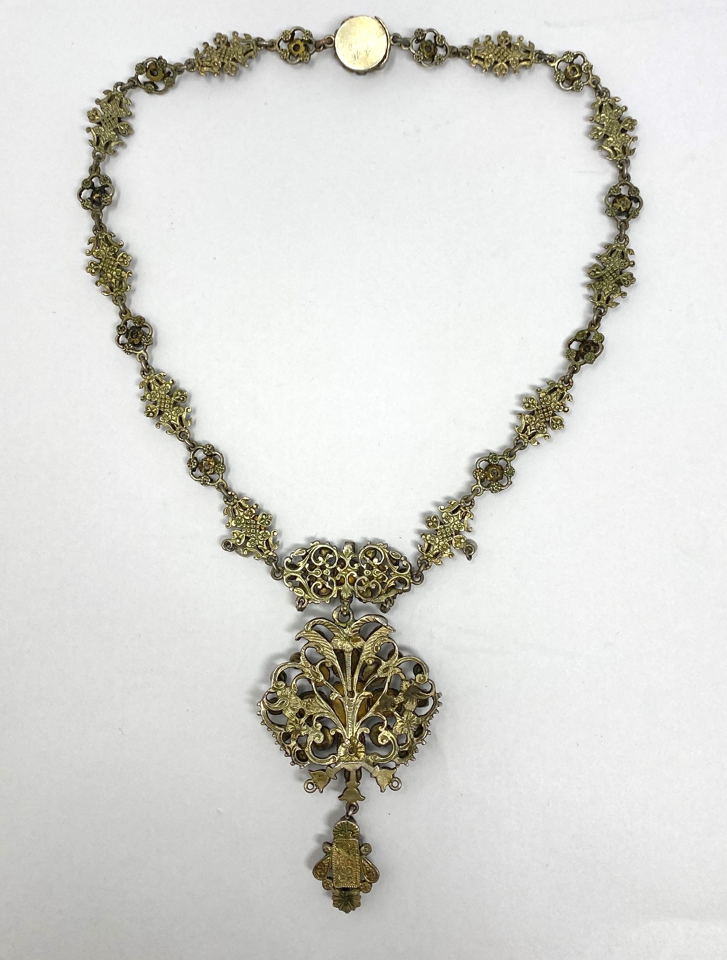 □ AUSTRO-HUNGARIAN SILVER-GILT AND GEM-SET NECKLACE, 1890s - Image 3 of 4