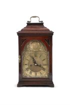 A GEORGE III ENGLISH MAHOGANY CASED BRACKET CLOCK, BY JOSEPH SMITH OF LONDON, the domed top