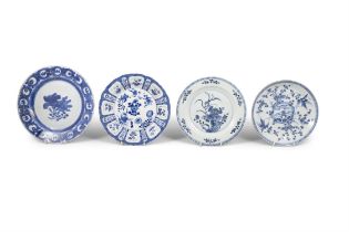 FIVE BLUE AND WHITE DISHES WITH FLOWERS AND BIRDS 中國18-20世紀 青花花鳥紋盤六件 China,