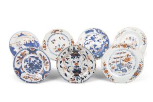 SEVEN CHINESE IMARI DISHES WITH FLOWERS AND LANDSCAPE 清乾隆 青花礬紅描金花卉、山水紋盤七件 China,