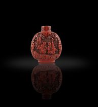 A CHINESE CINNABAR LACQUER 'FIGURE' SNUFF BOTTLE 20世紀 剔紅人物紋鼻煙壺 China, 20th century H.7cm