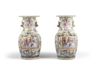 A PAIR OF CANTON VASES DECORATED WITH FIGURES AND FLOWERS 晚清 廣彩人物故事瓶一對 China,