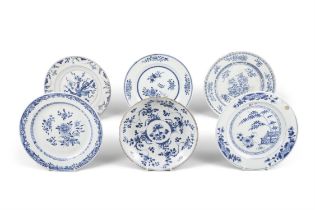 SIX BLUE AND WHITE DISHES WITH FLOWERS AND ‘ANTIQUES’ 清乾隆 青花花卉、博古纹盘六件 China,