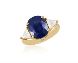 A SAPPHIRE AND DIAMOND RING, set with a cushion-shaped sapphire weighing approximately 5.00cts,