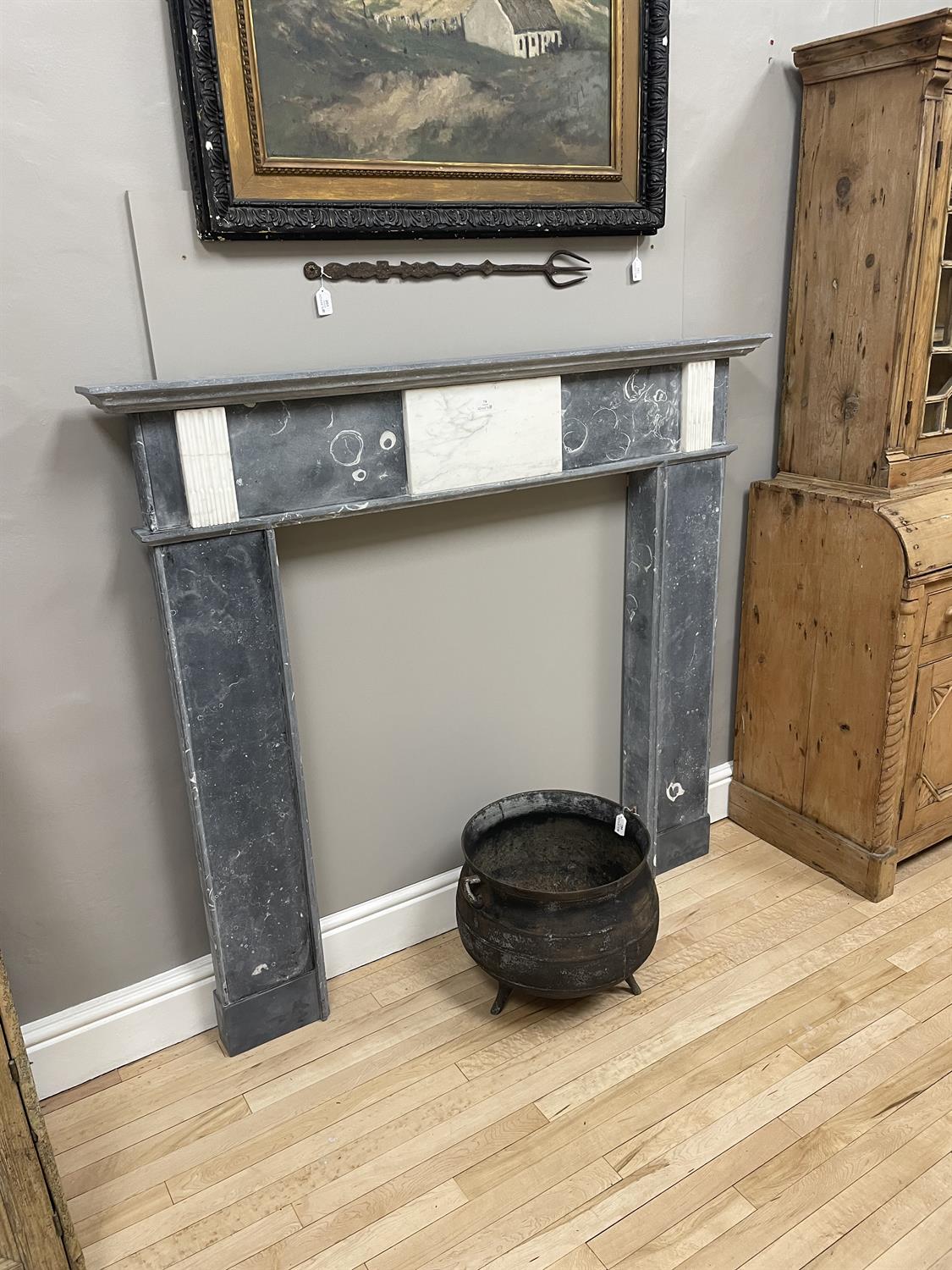 A KILKENNY BLACK MARBLE FIREPLACE C. 1800 with frieze pediment on plain column supports. - Image 12 of 13