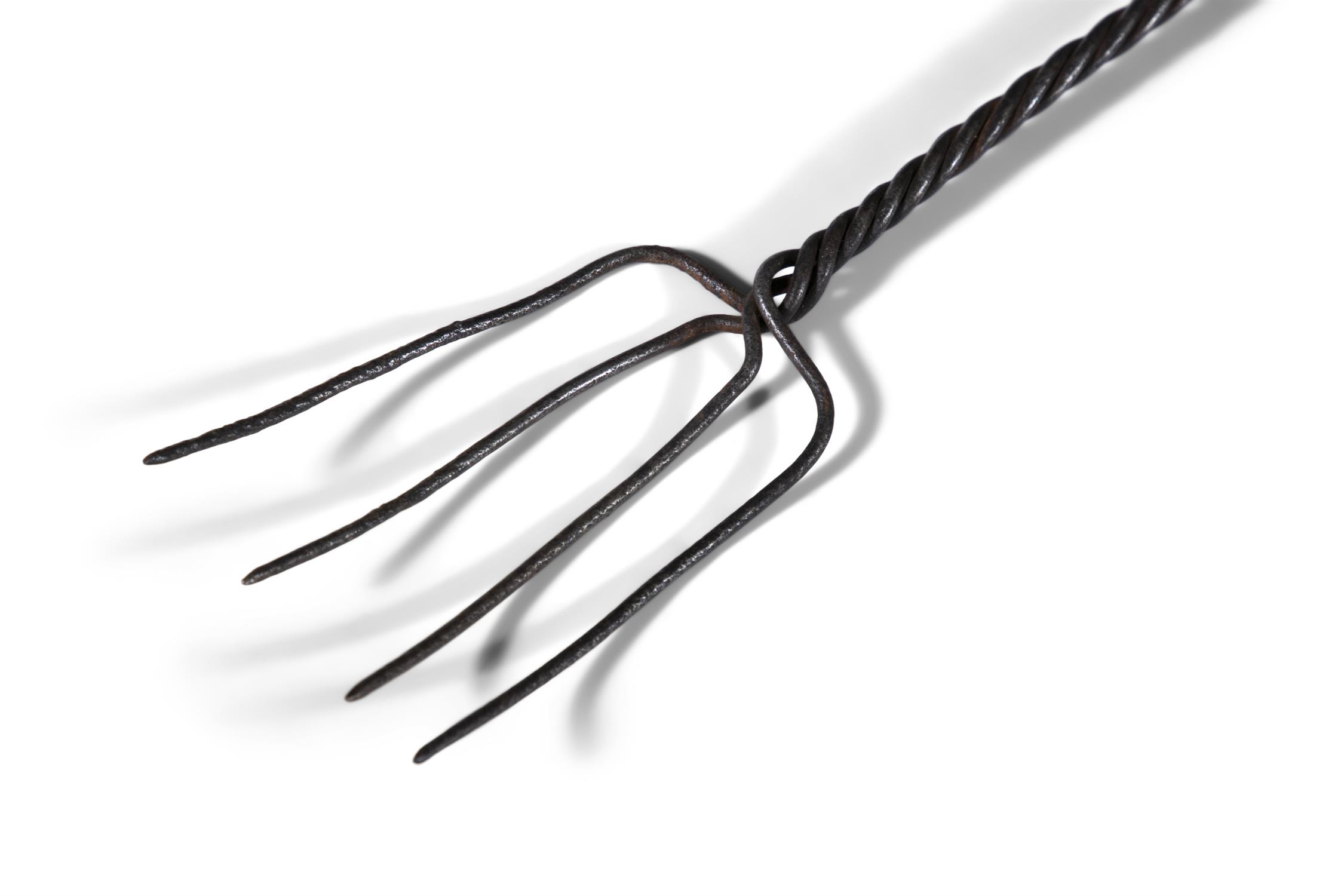 A WROUGHT IRON PRONG TOASTING FORK the four prongs entwining to form a spiral twist handle. - Image 3 of 3