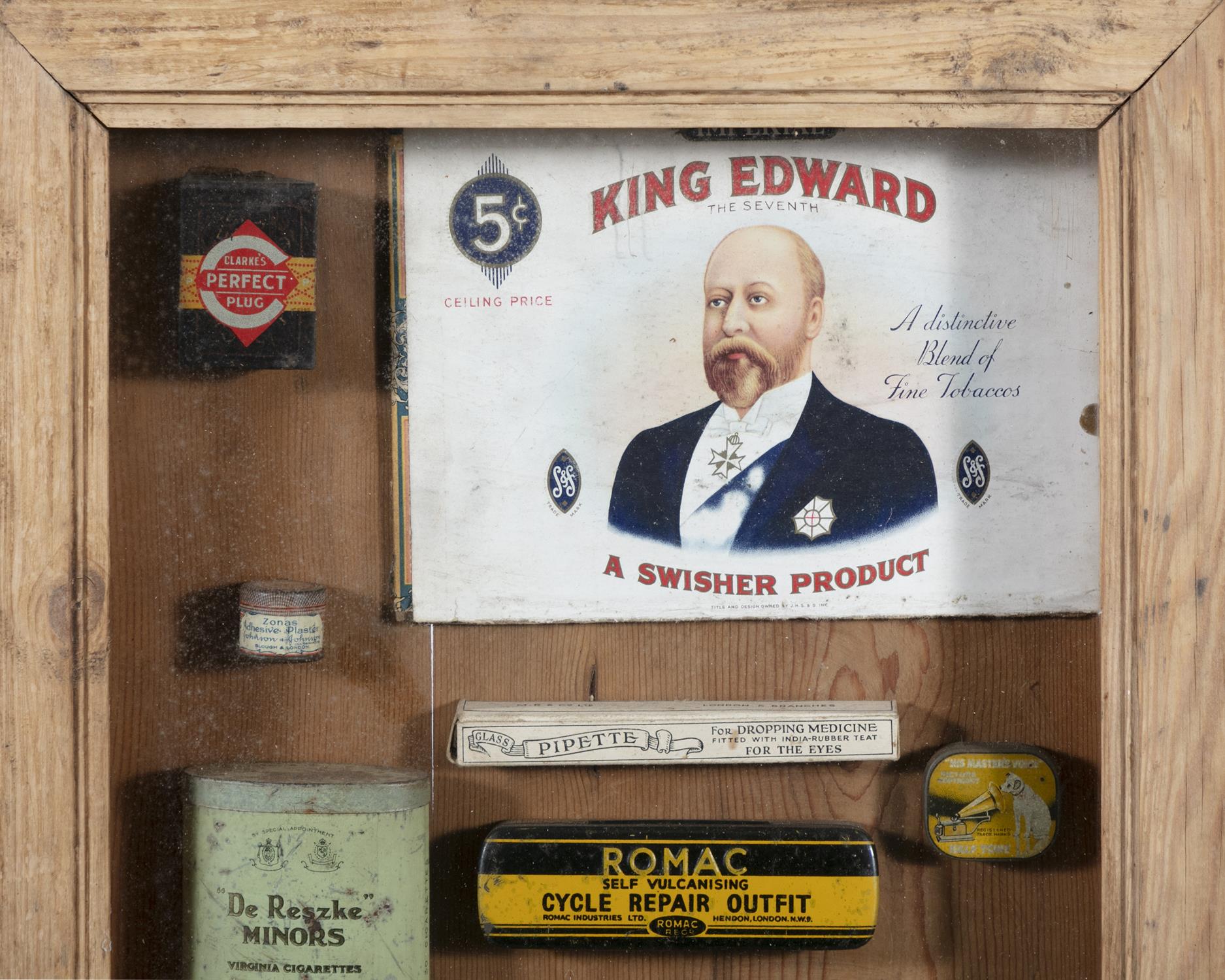 A STRIPPED PINE WALL DISPLAY CASE, containing tobacco products and other paraphernalia, 45. - Image 4 of 4