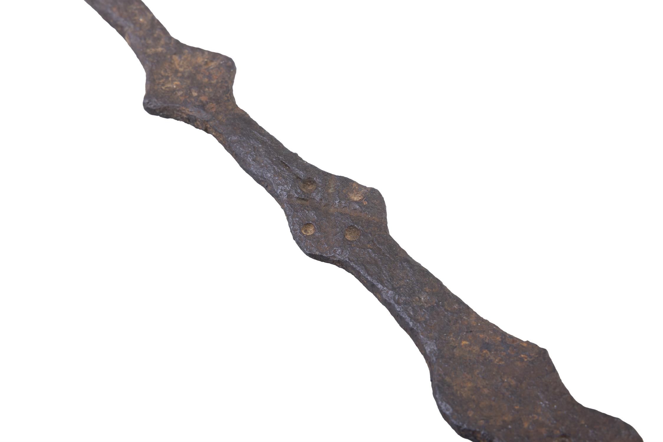 AN EARLY 19TH CENTURY WROUGHT IRON HEARTH FLESH FORK, the long flattened handle with pierced - Image 3 of 3