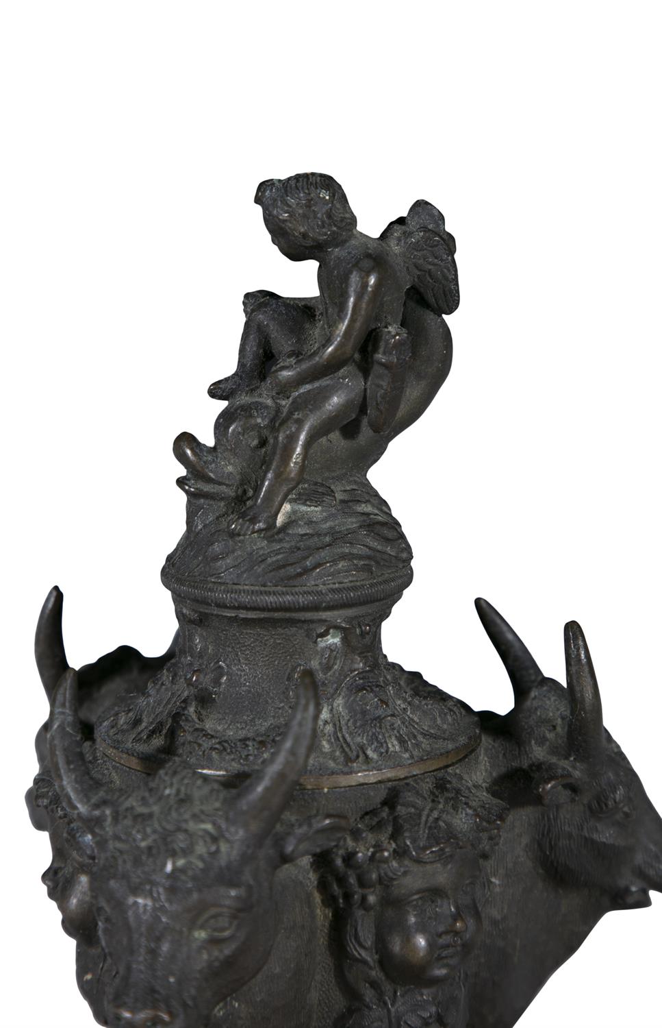 A GRAND TOUR BRONZE INKPOT AND COVER, 19TH CENTURY the cover surmounted by cupid riding a - Image 4 of 7
