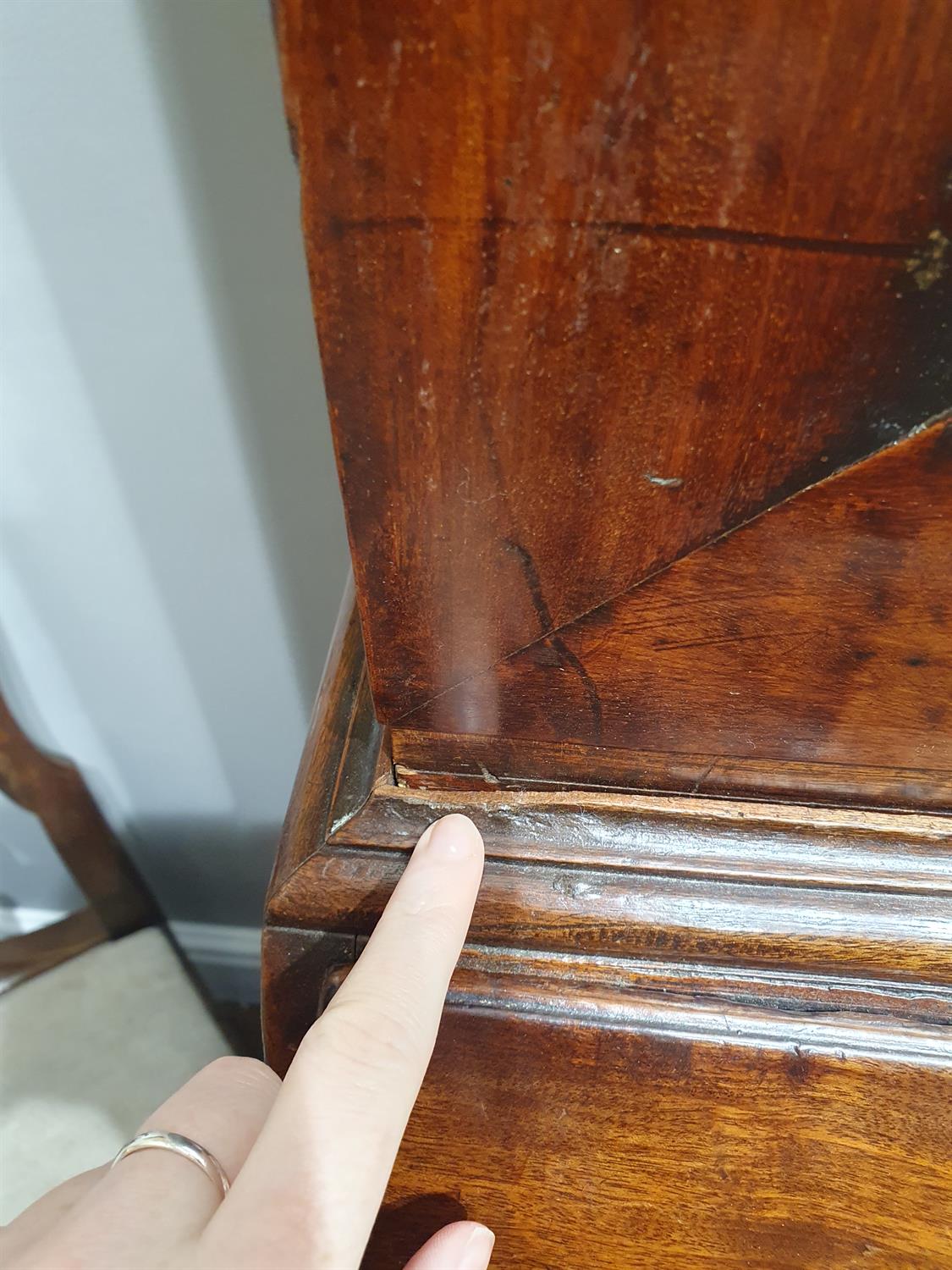 A FINE IRISH GEORGE III FIGURED MAHOGANY BLIND DOOR BUREAU BOOKCASE with an architectural - Image 11 of 25