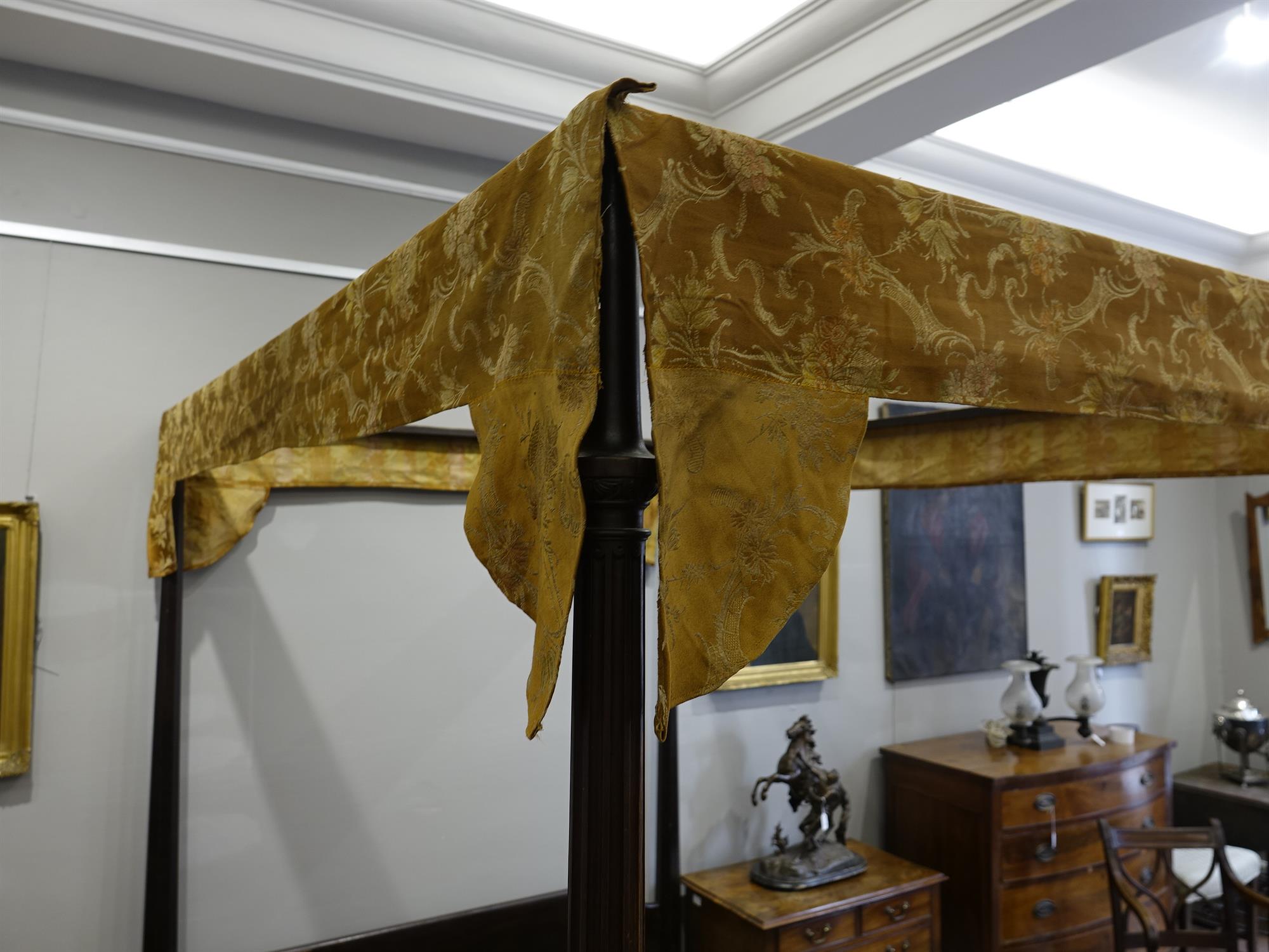 A CHIPPENDALE FOUR POSTER BED, PHILADELPHIA, CIRCA 1775 the stop-fluted front posts above - Image 12 of 39